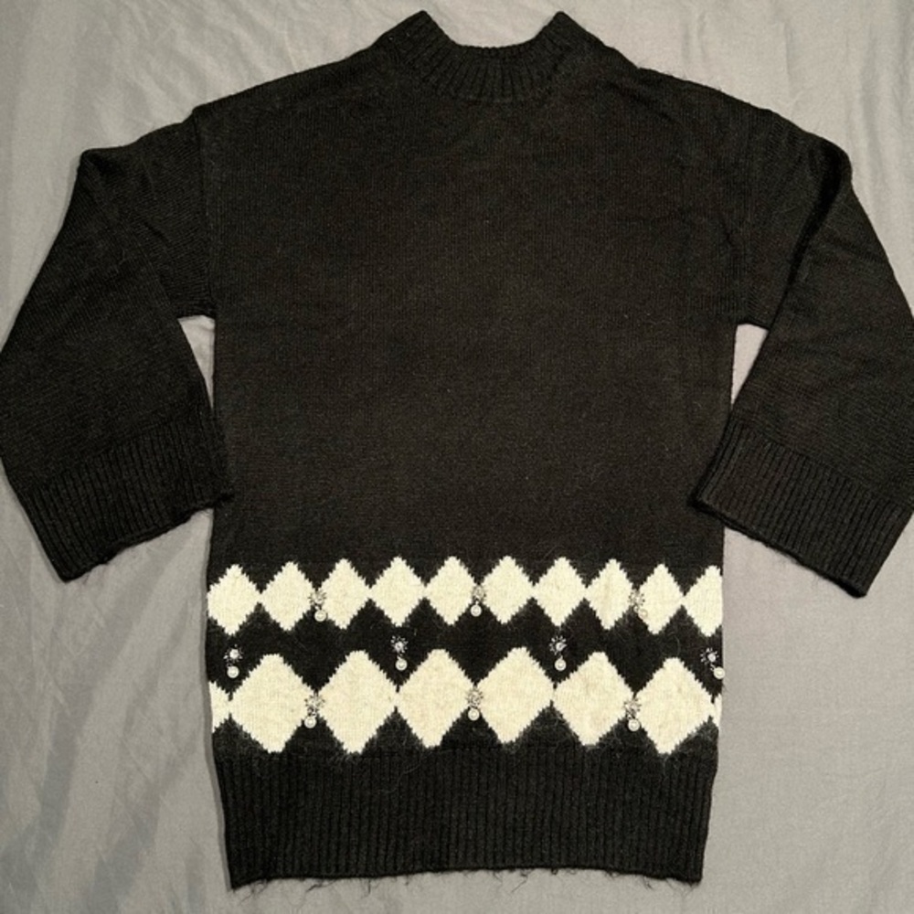 H&M Appliquéd Knit Sweater Dress